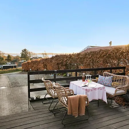 Gorgeous In With Wifi