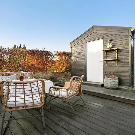 3 Bedroom Beautiful In * Nibe